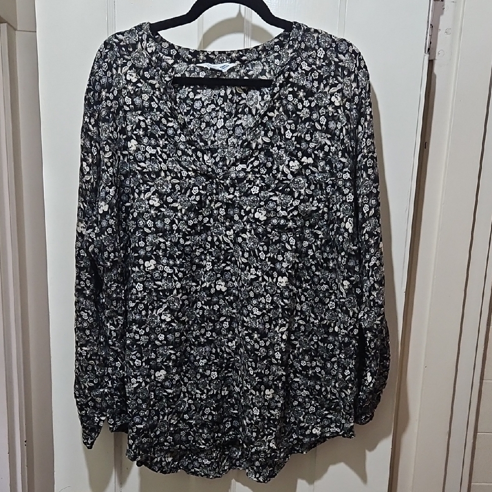 Floral Black and White Women's Top